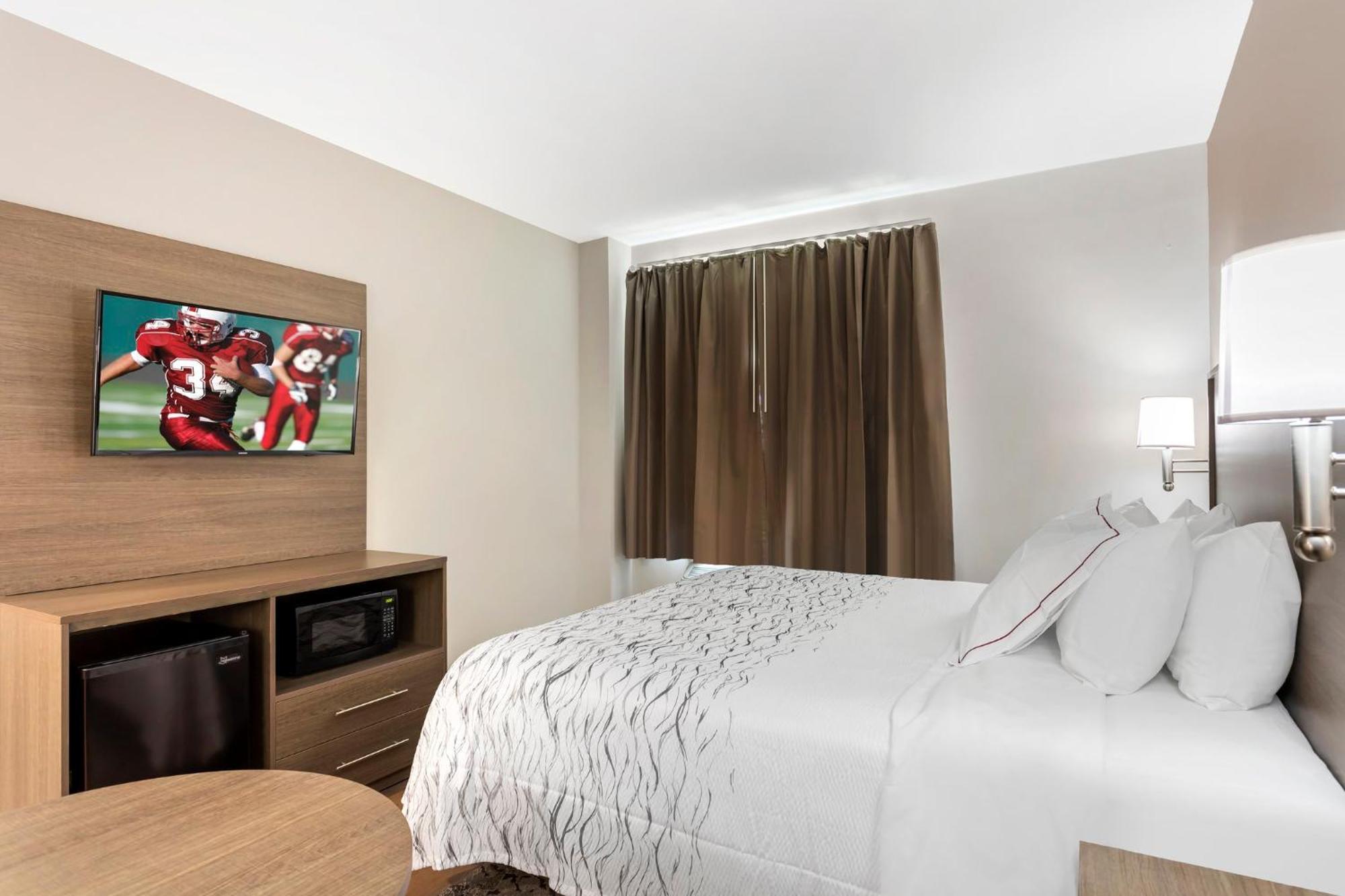 Red Roof Inn Plus Jamaica, Ny - Jfk Airport نيو يورك المظهر الخارجي الصورة