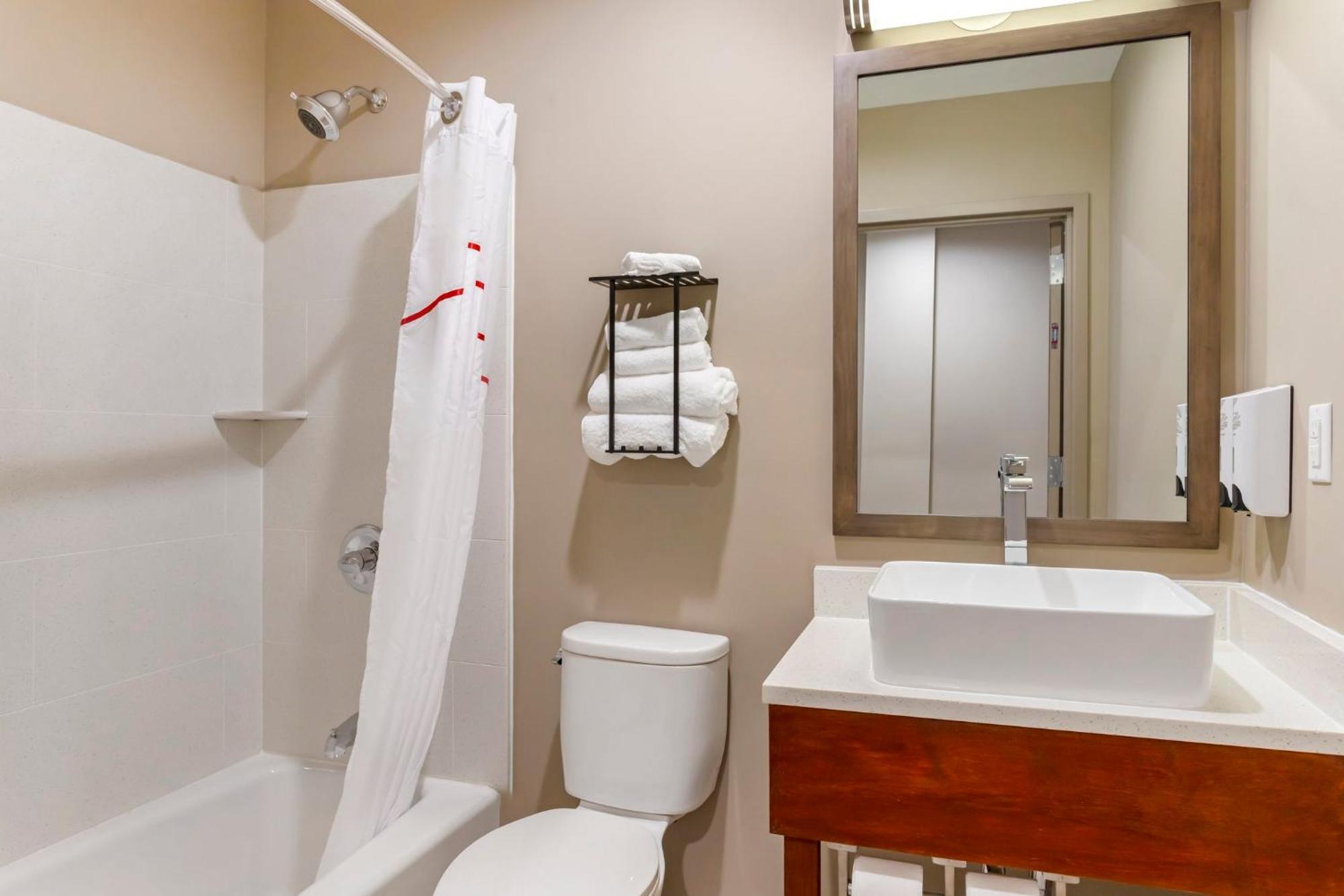 Red Roof Inn Plus Jamaica, Ny - Jfk Airport نيو يورك المظهر الخارجي الصورة